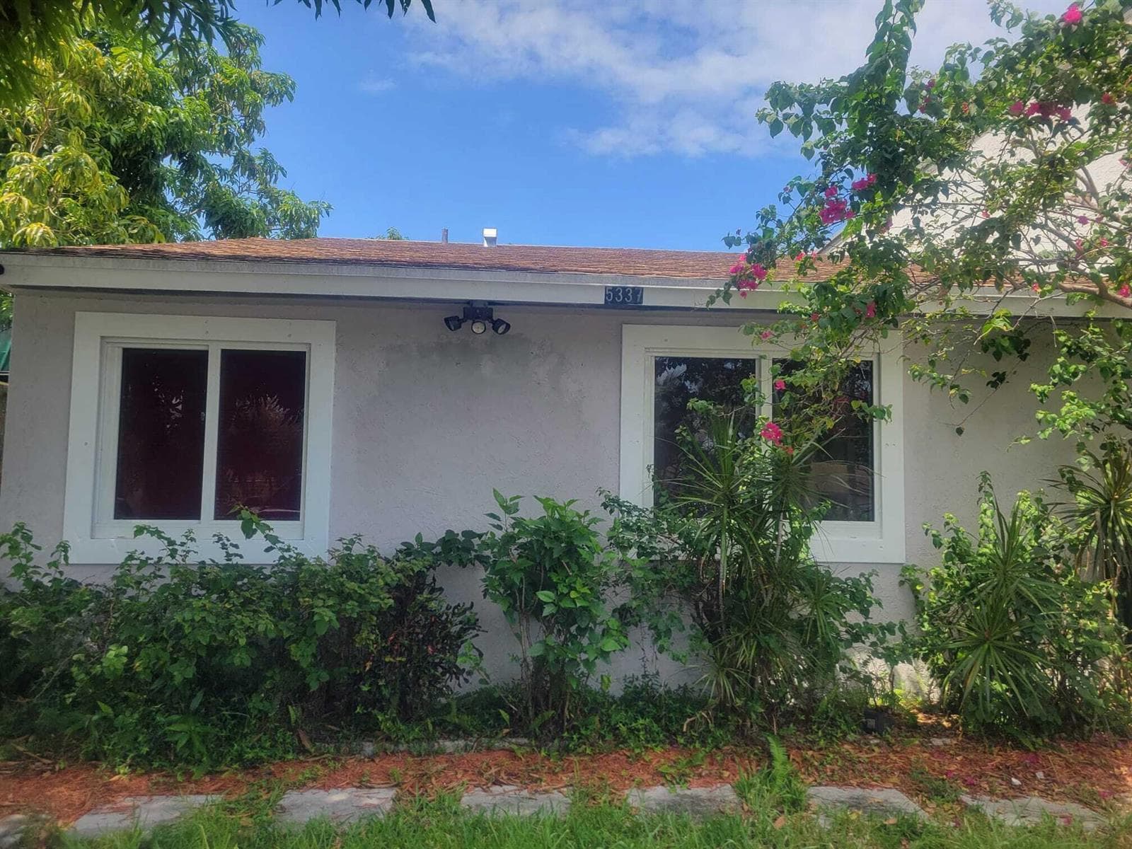 5337 NW 5th Street, Delray Beach, FL 33445 photo 2
