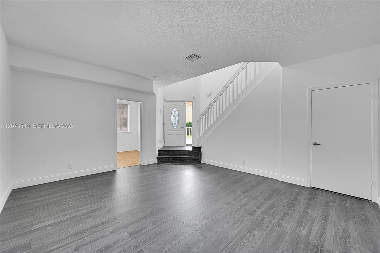11201 Lakeview Dr # 48-M, Coral Springs, FL 33071 photo 3