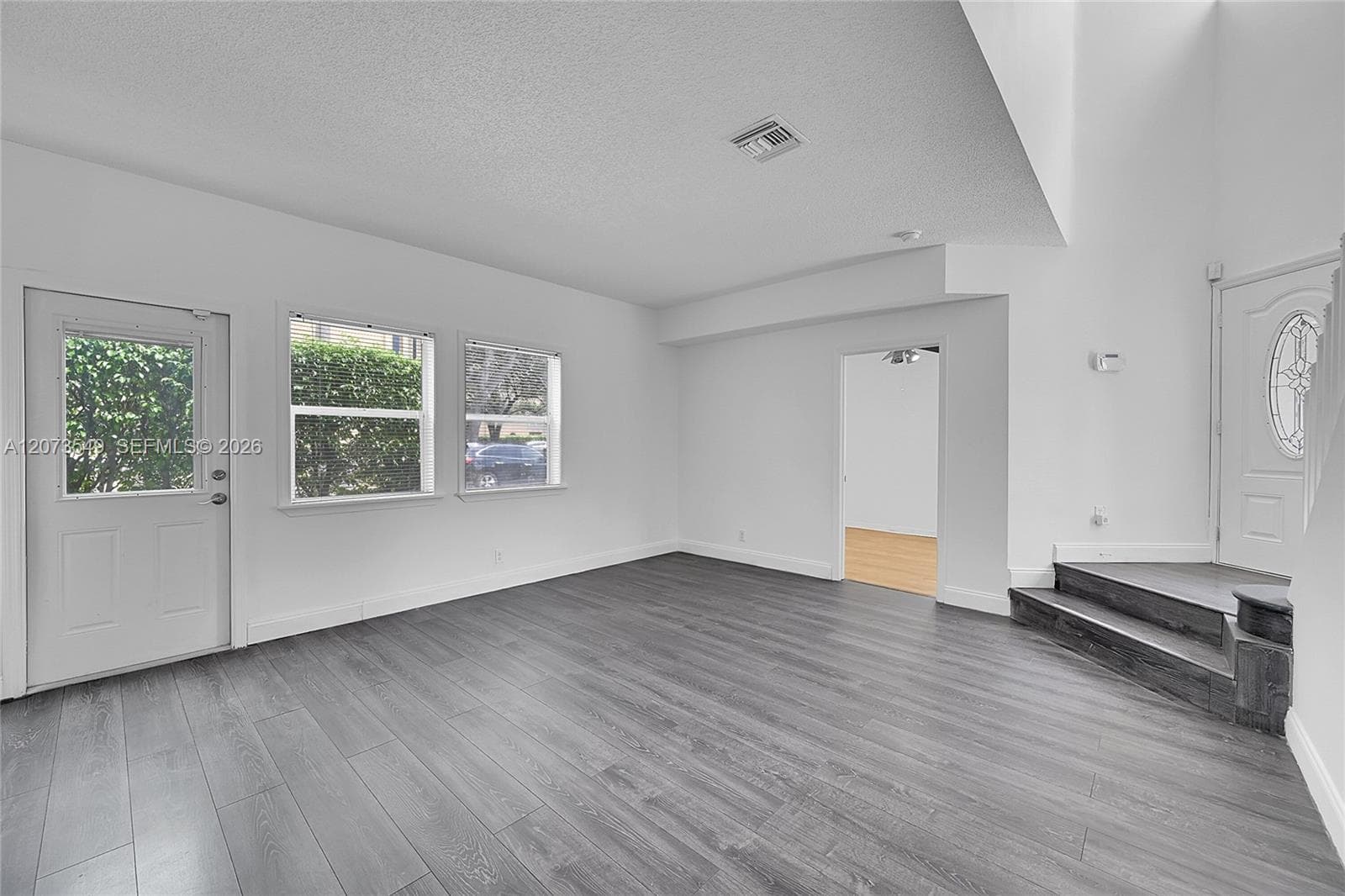 11201 Lakeview Dr # 48-M, Coral Springs, FL 33071 photo 4