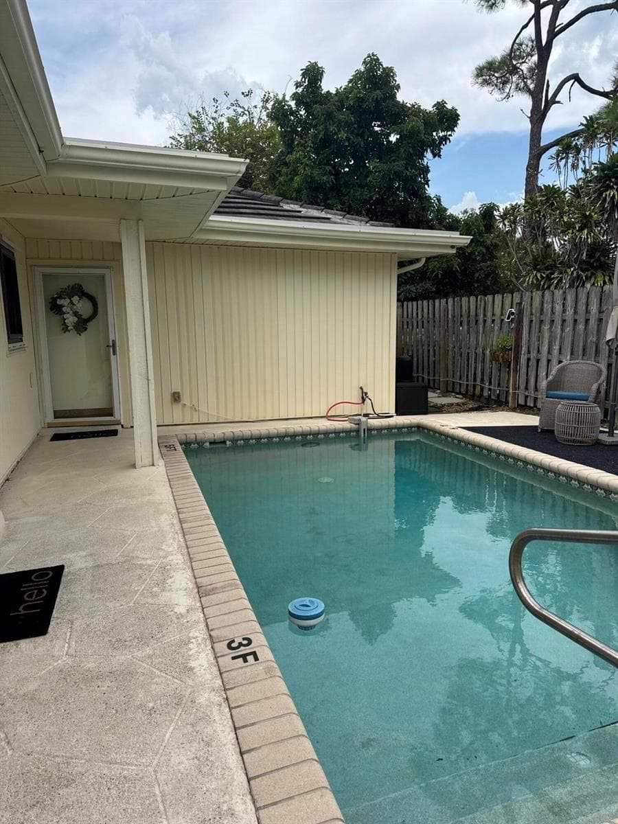 13174 Eastpointe Way, Palm Beach Gardens, FL 33418