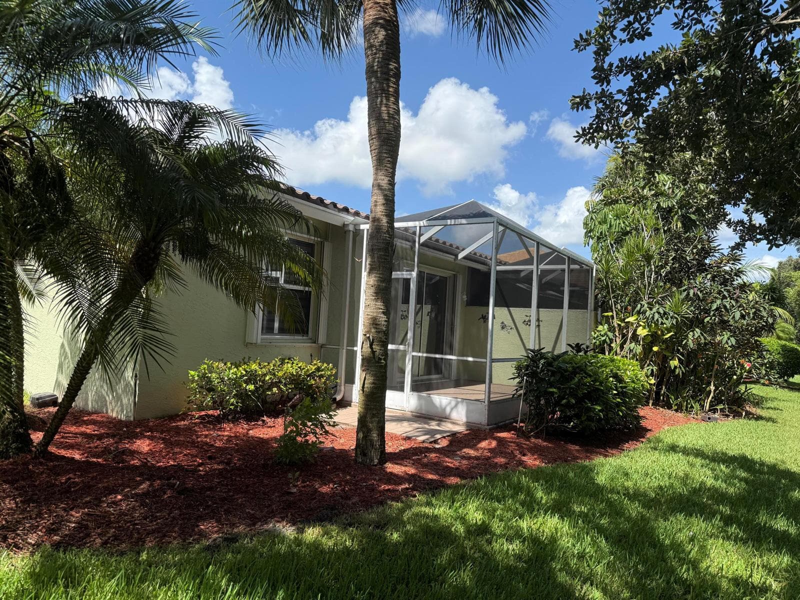 10664 Royal Caribbean Circle, Boynton Beach, FL 33437 photo 2