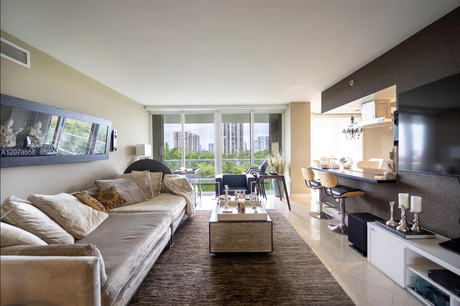 7000 Island Blvd # 608, Aventura, FL 33160 photo 2