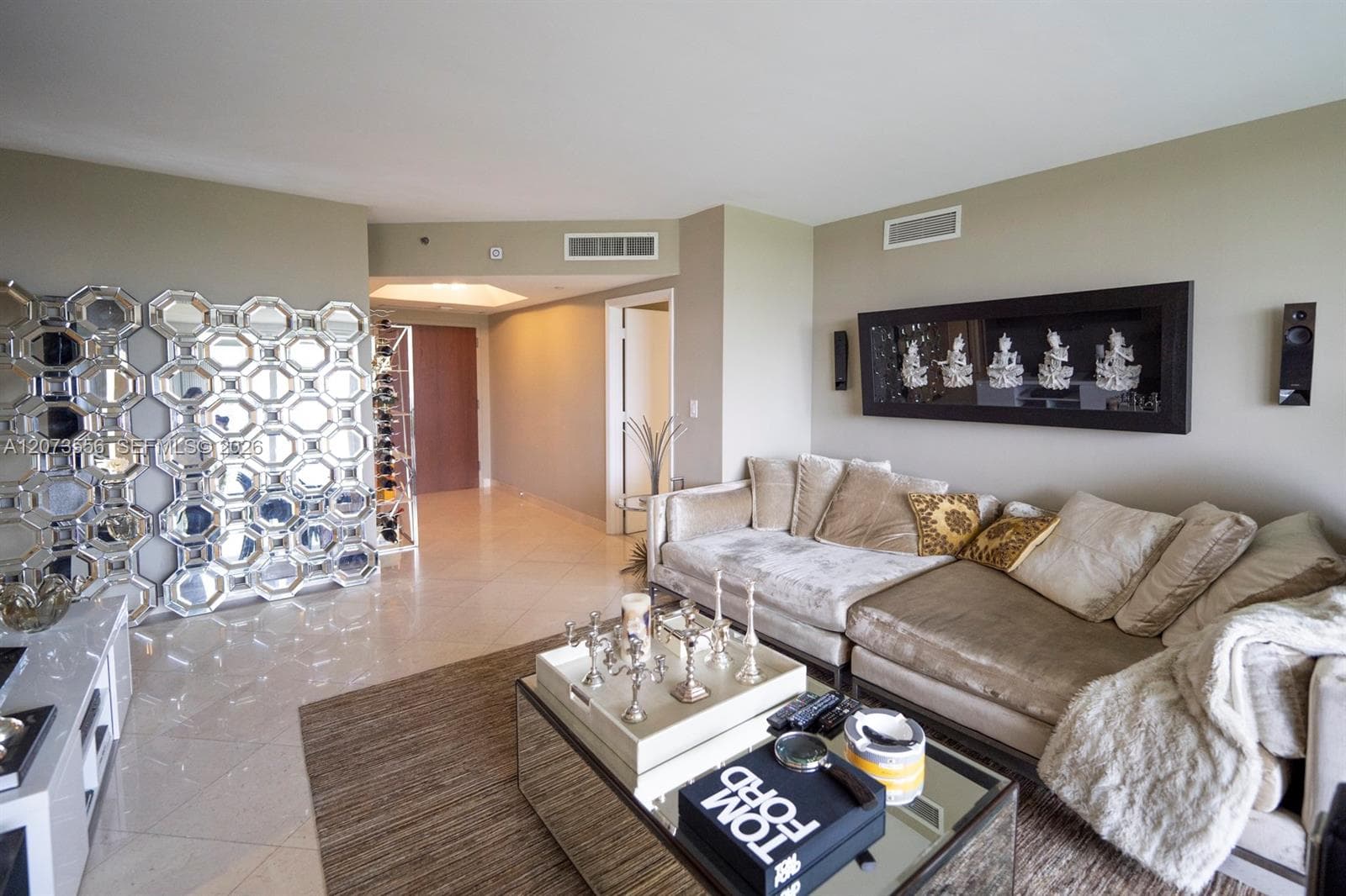 7000 Island Blvd # 608, Aventura, FL 33160 photo 4