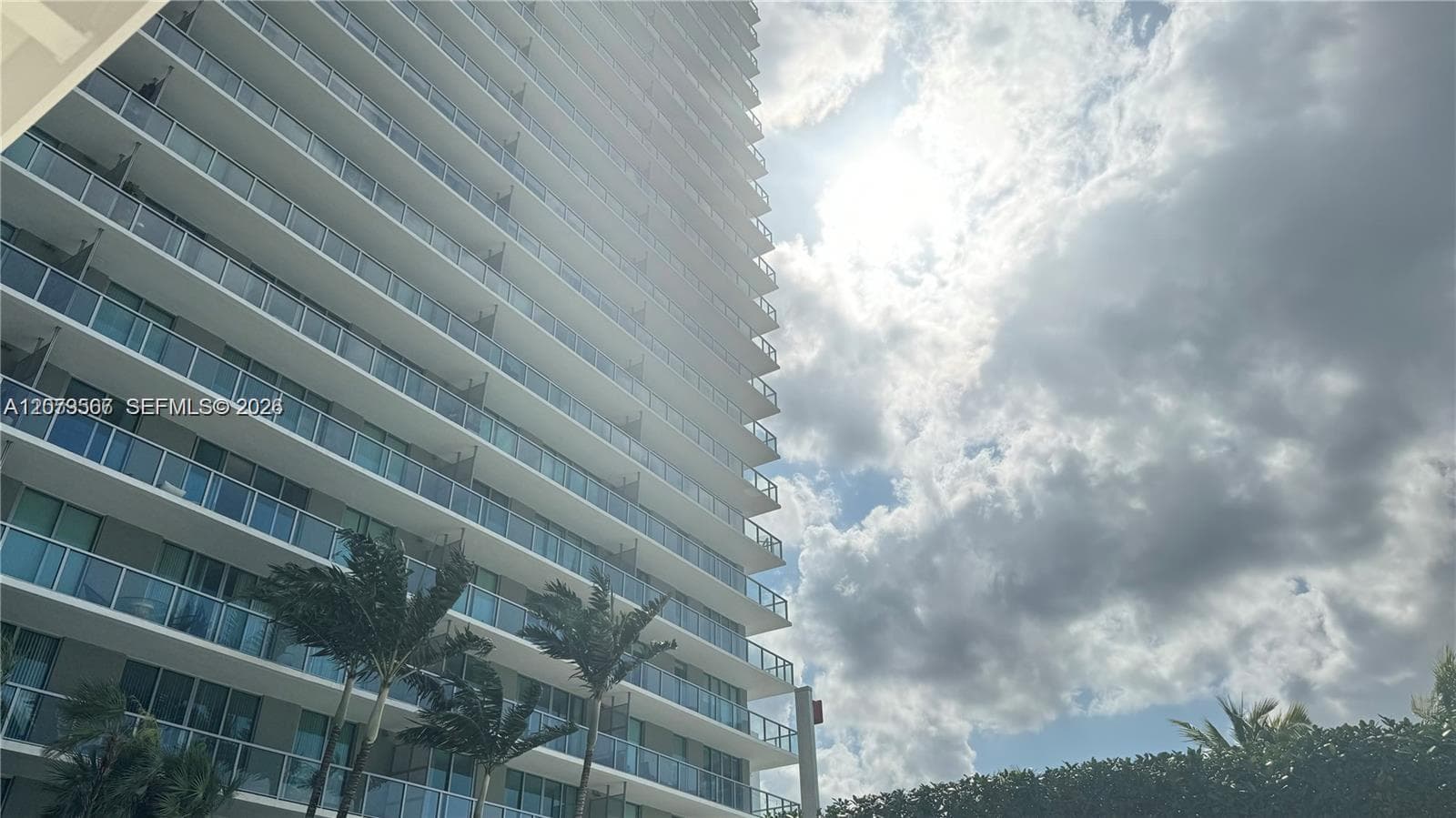 1111 SW 1st # UPH4021-, Miami, FL 33130 photo 4