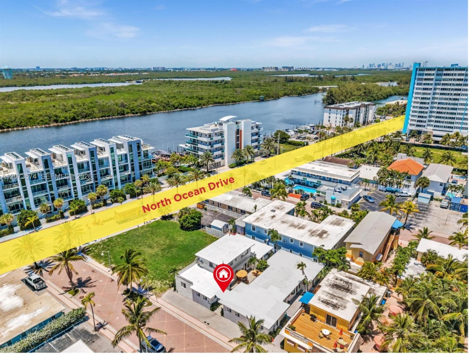 325 Harding St, Hollywood, FL 33019 photo 2