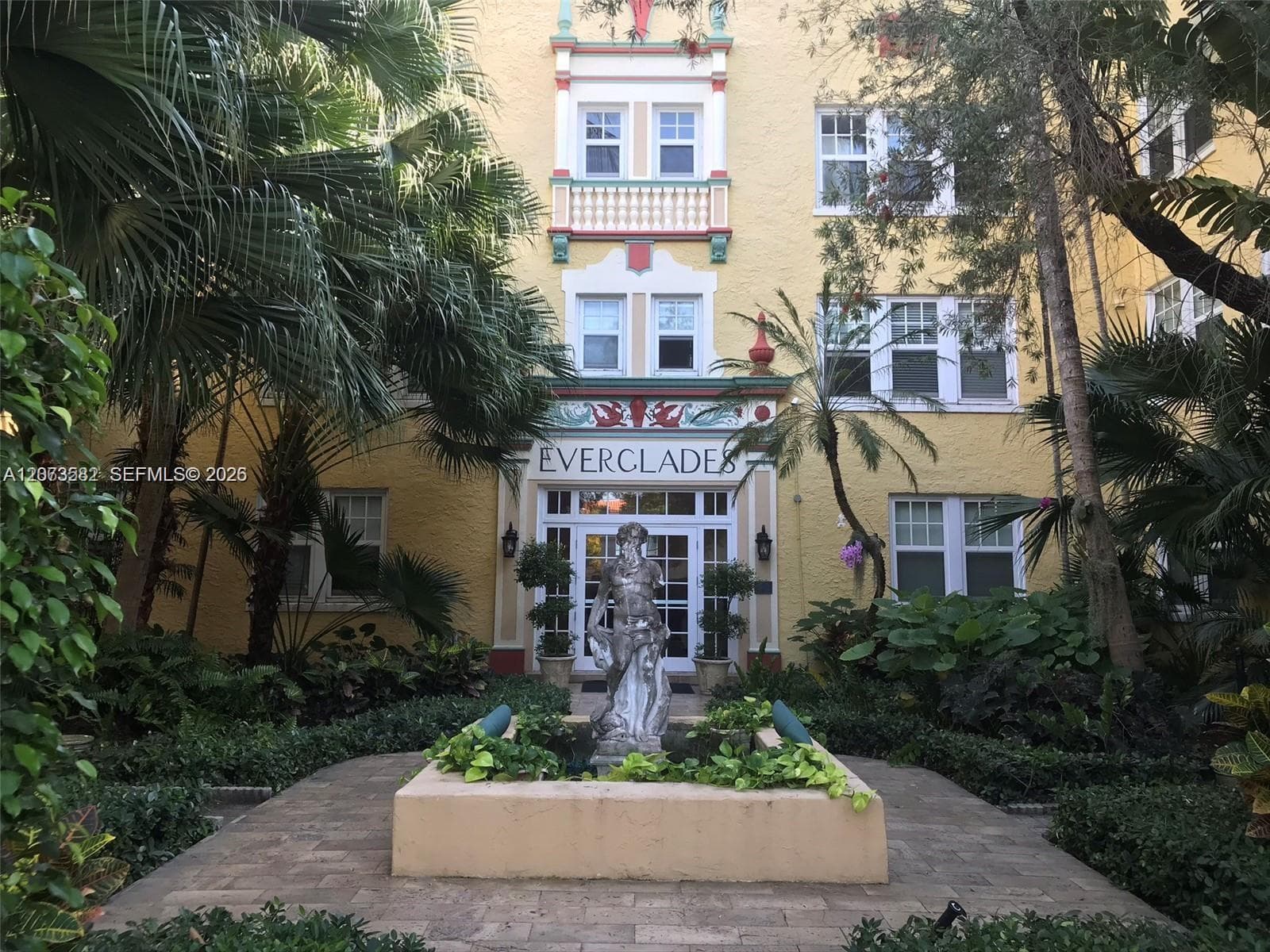 536 14th St # 311, Miami Beach, FL 33139 photo 3