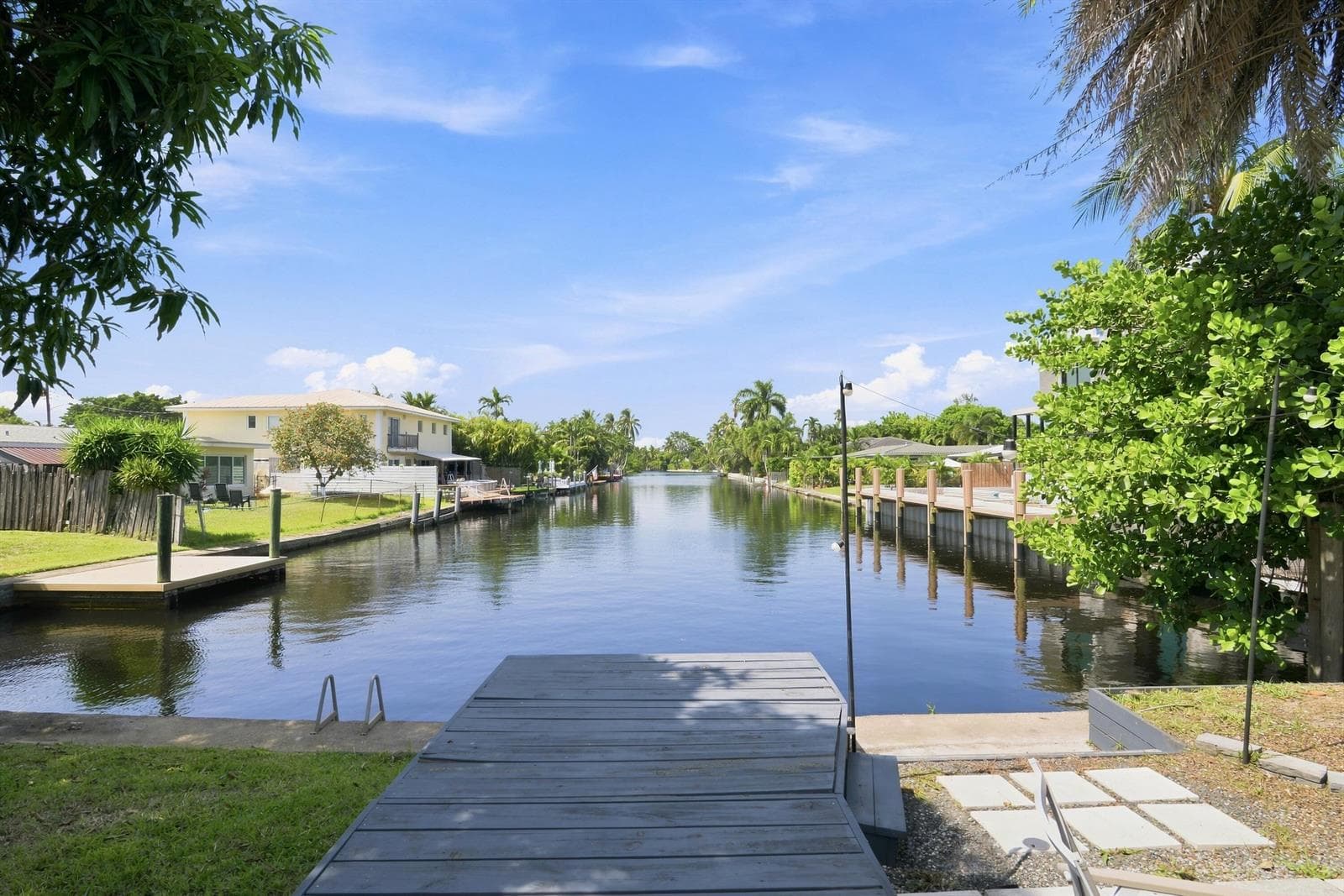 35 NE 29th Street, Wilton Manors, FL 33334 photo 2