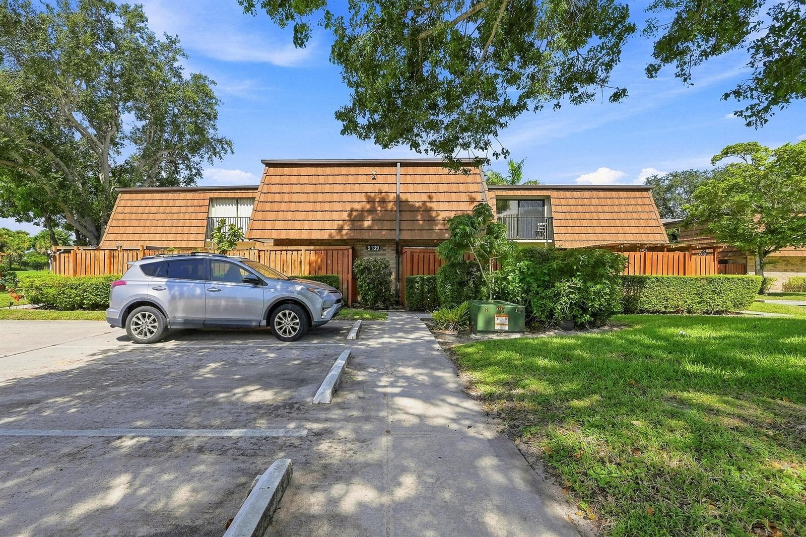 9139 SW 23RD Street # C, Davie, FL 33324 photo 2