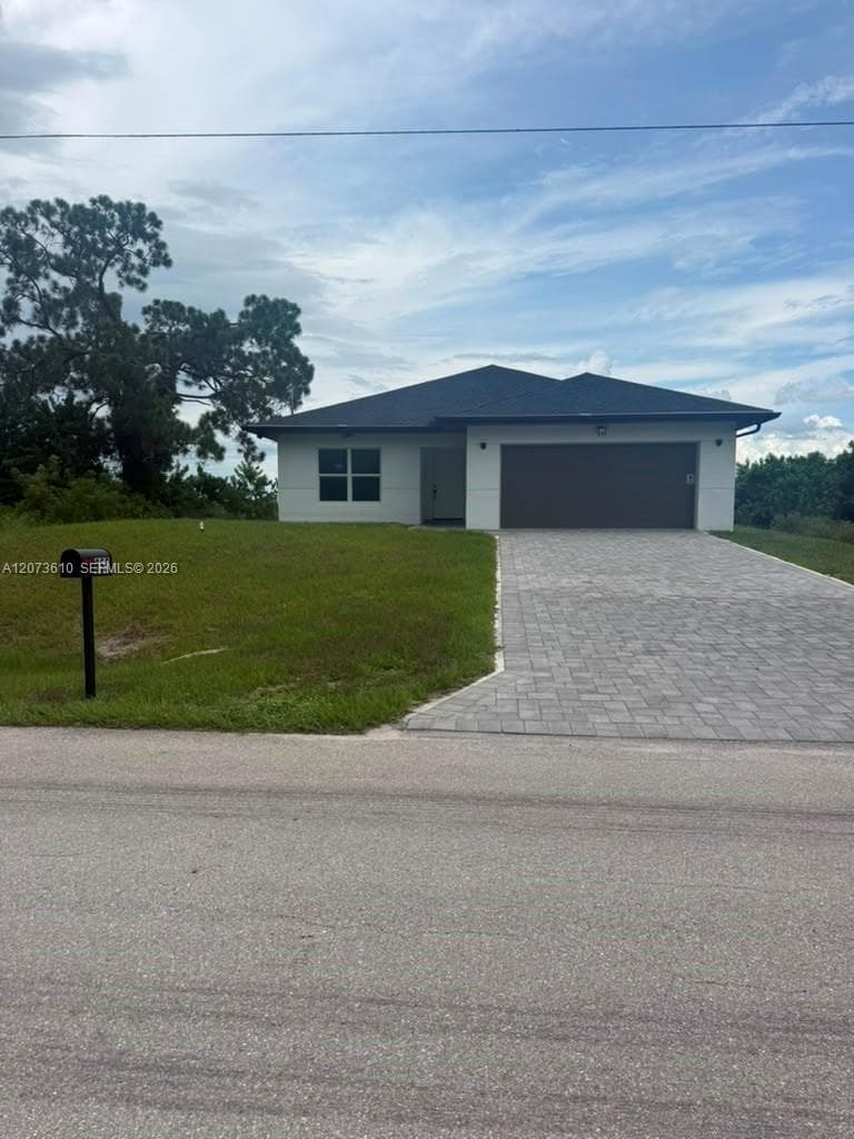 655 NAPLES AVE S, Lehigh Acres, FL 33974
