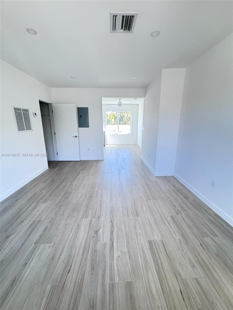 2855 Royal Palm Ave # 4, Miami Beach, FL 33140 photo 2