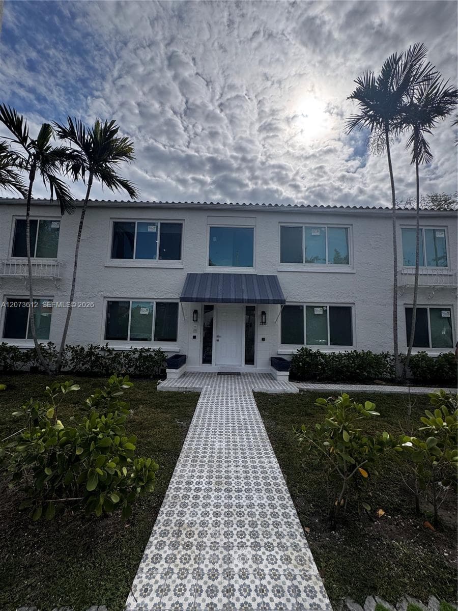 2855 Royal Palm Ave # 4, Miami Beach, FL 33140