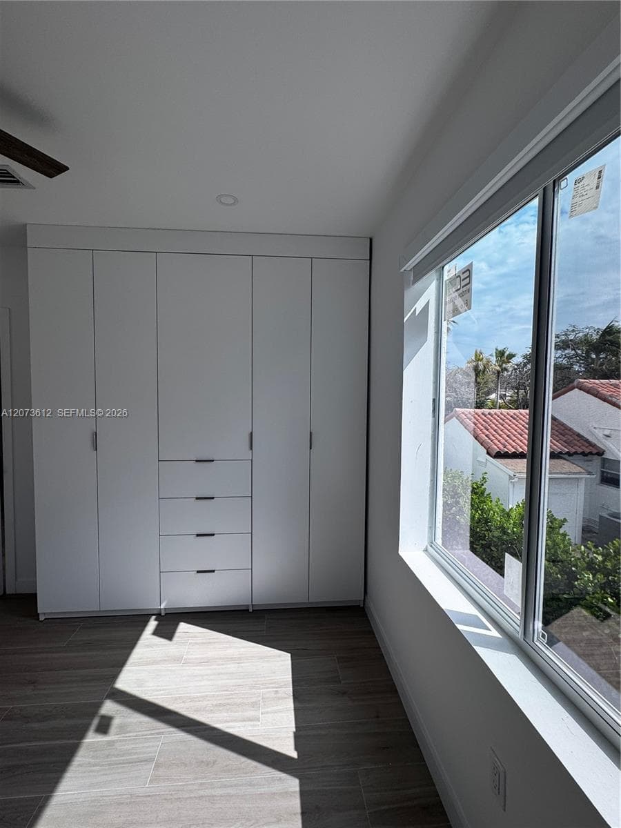 2855 Royal Palm Ave # 4, Miami Beach, FL 33140 photo 5