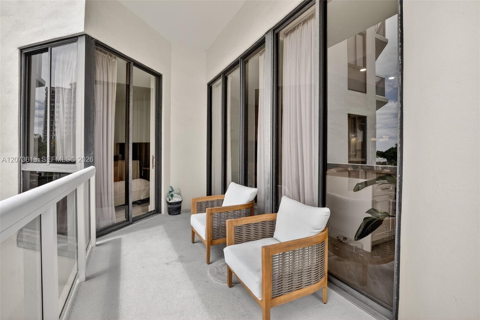 20185 E Country Club Dr # 204, Aventura, FL 33180 photo 2