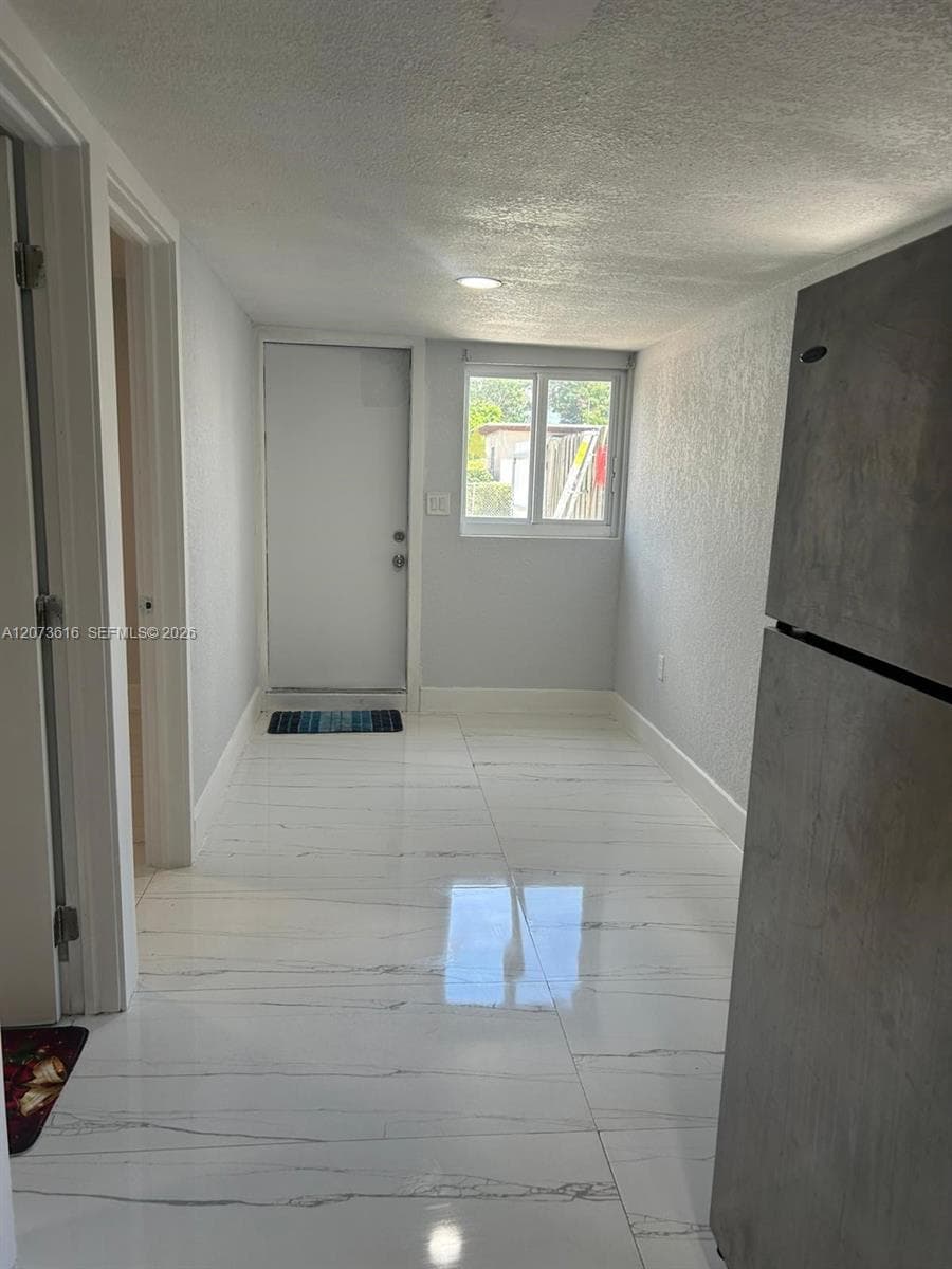 2500 NW 91st St, Miami, FL 33147 photo 5