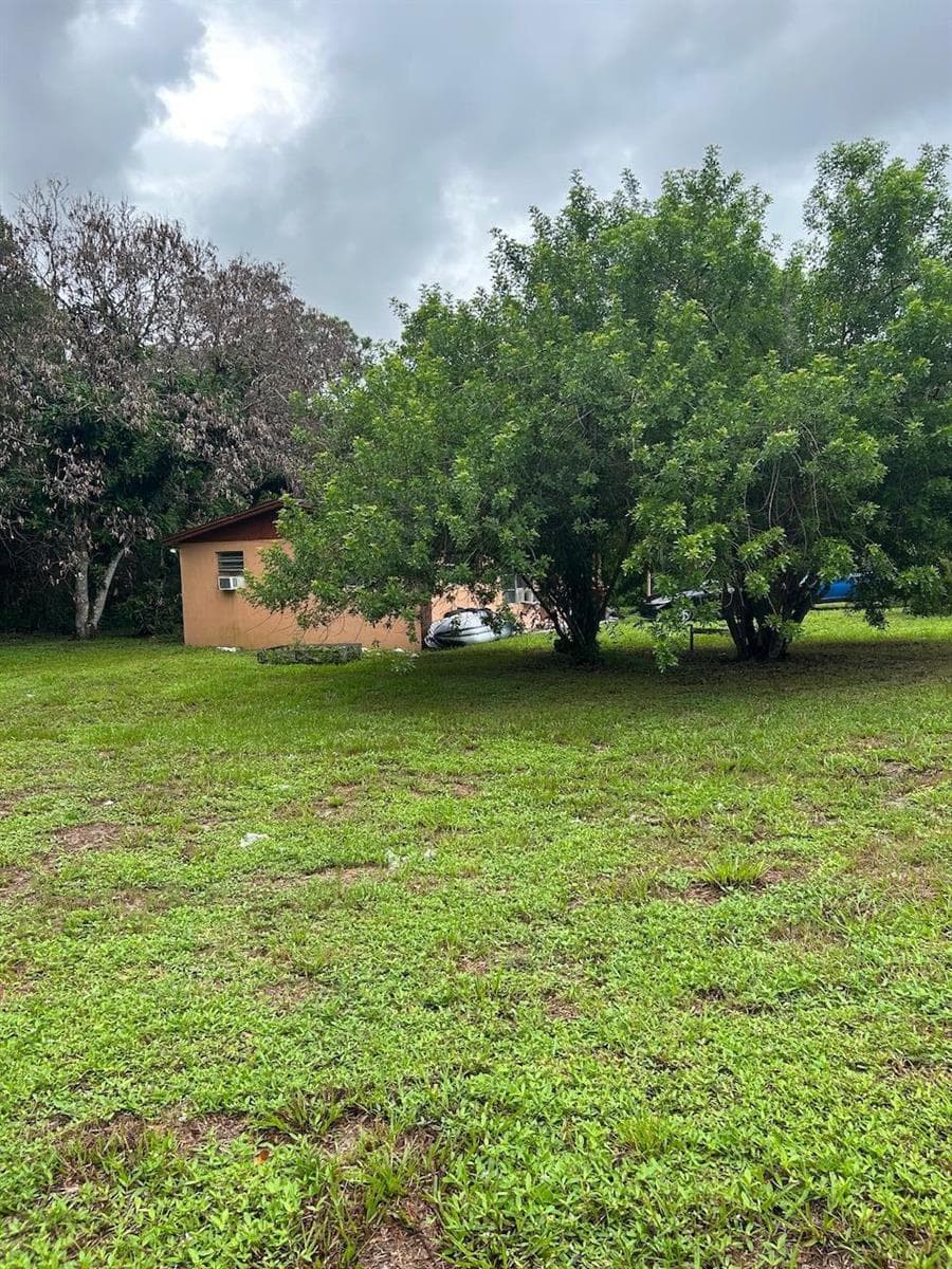 8670 And 8690 63RD Avenue, Vero Beach, FL 32967 photo 2