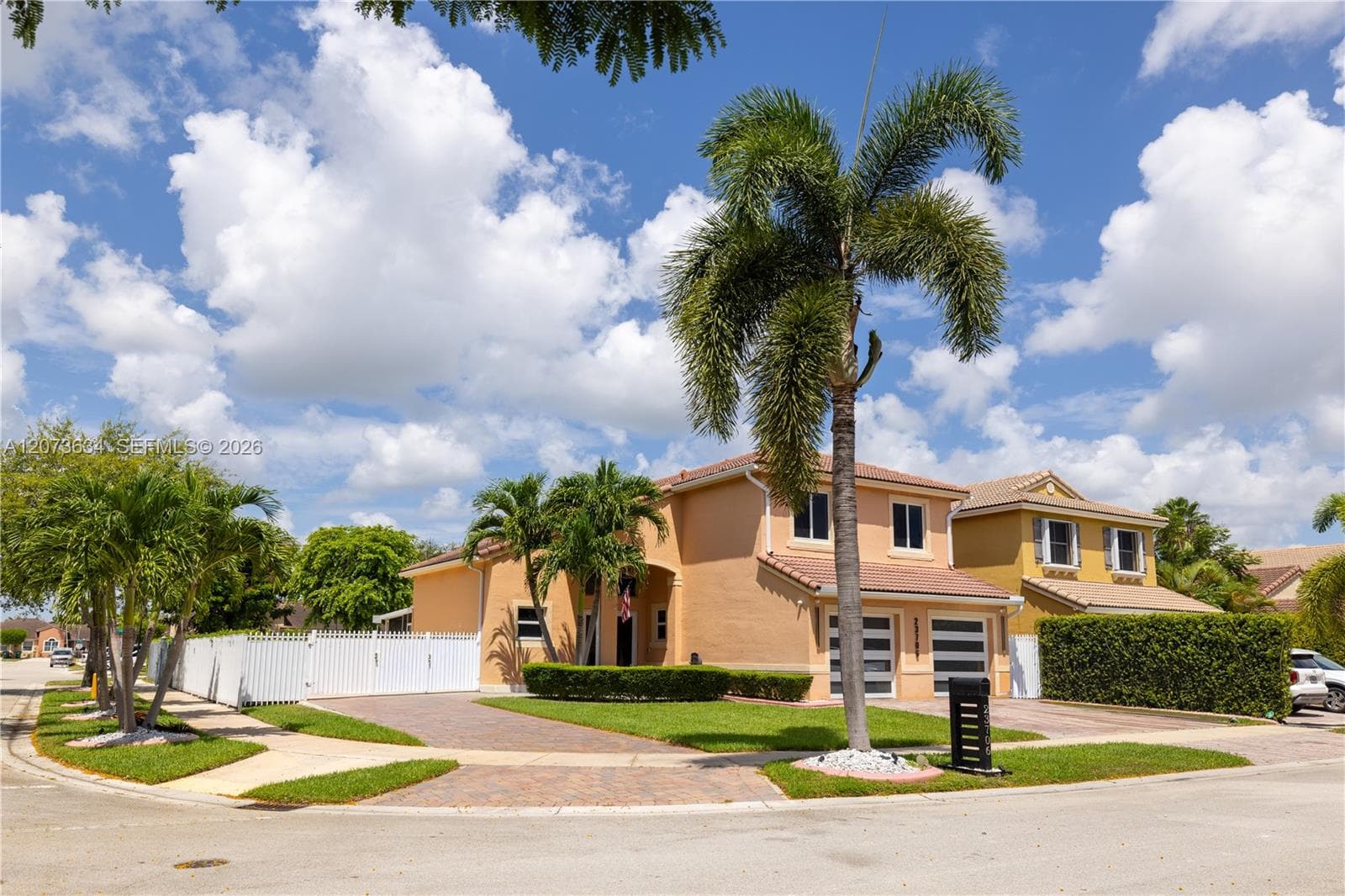 23706 SW 108th Pl, Homestead, FL 33032 photo 2