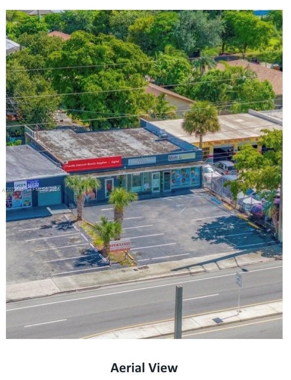 1026 NW 9th Ave, Fort Lauderdale, FL 33311 photo 2