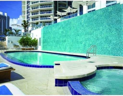 18683 Collins Ave # 1709, Sunny Isles Beach, FL 33160 photo 4