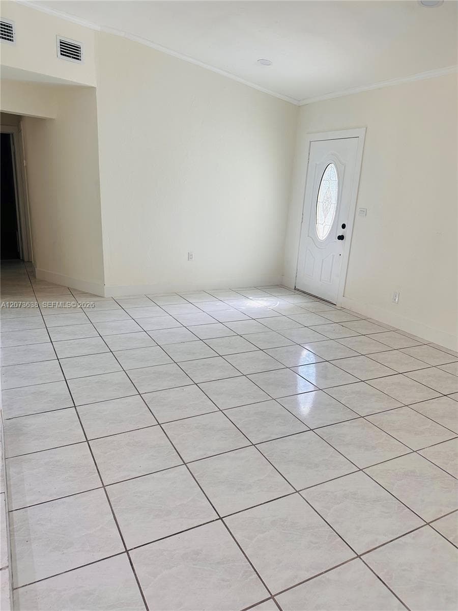 17521 NE 4th Ave, Miami, FL 33162 photo 4