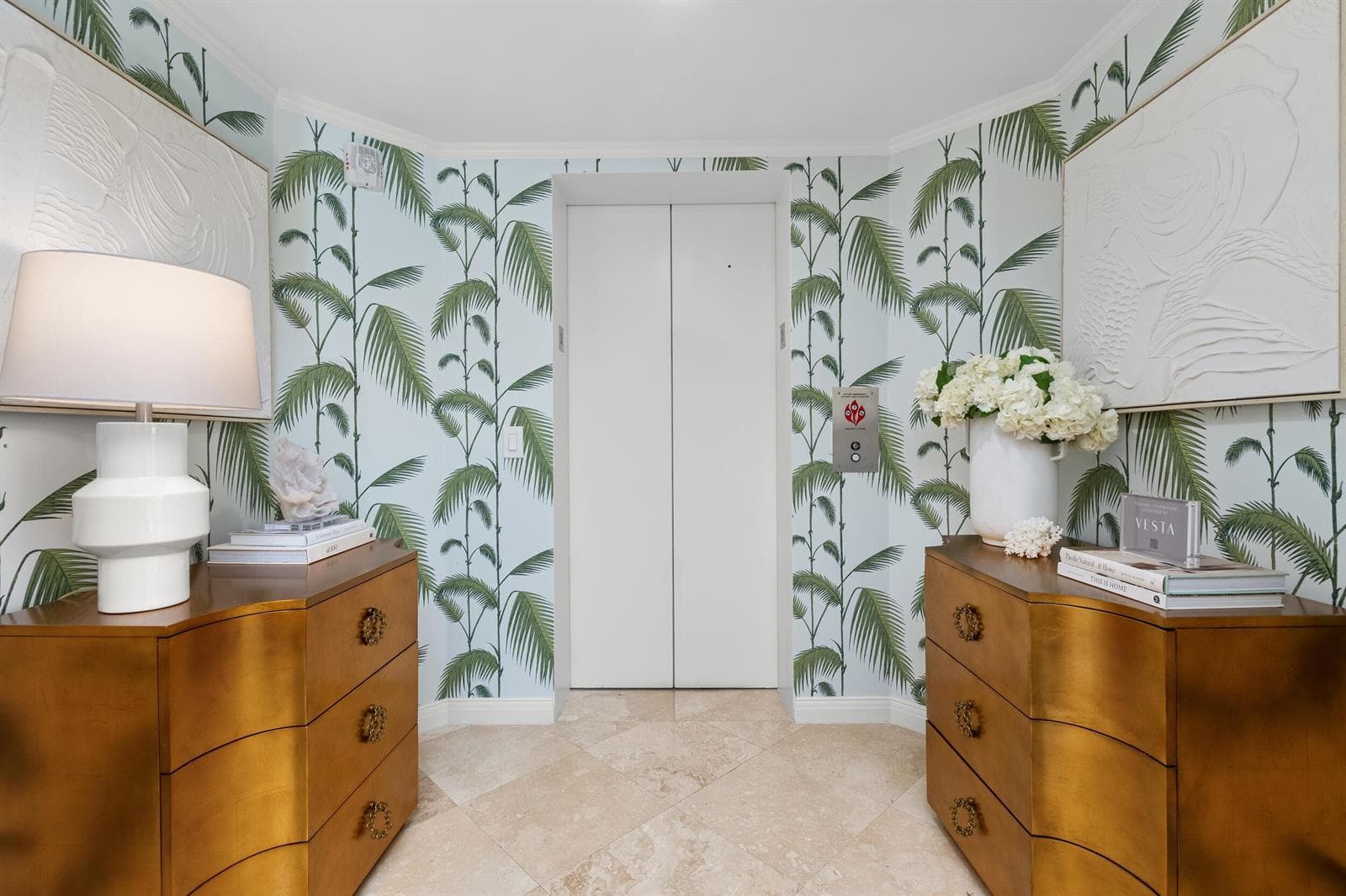 200 Bradley Place # 301, Palm Beach, FL 33480 photo 3