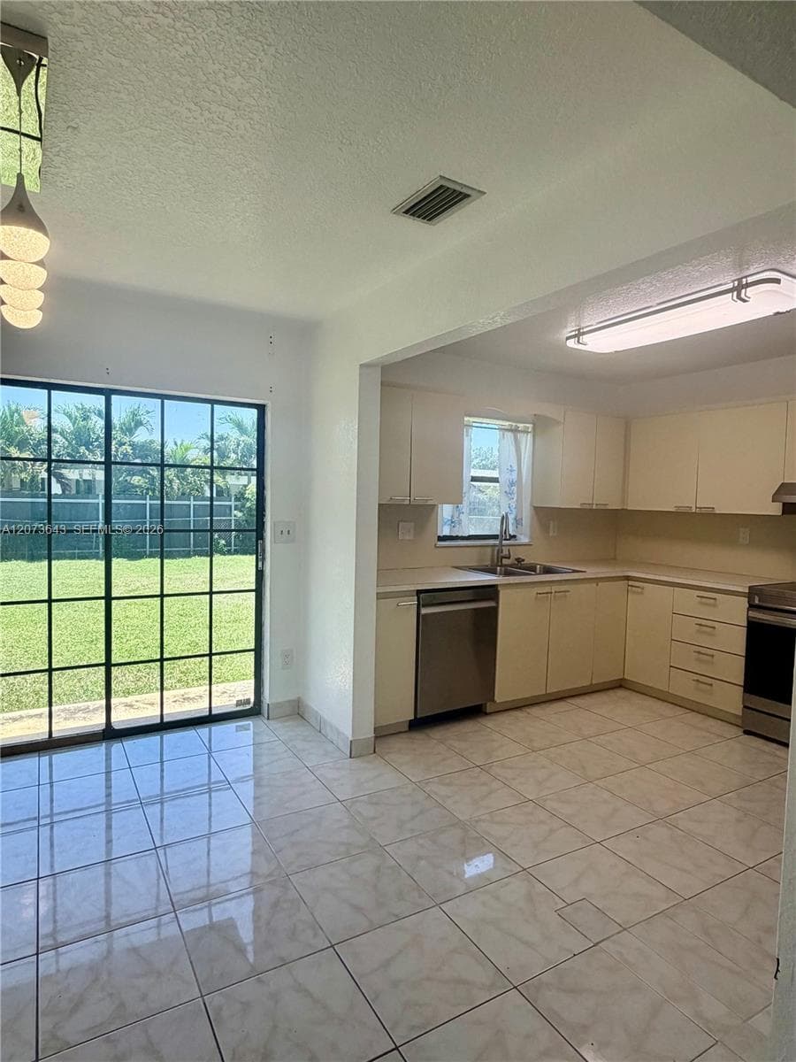 11030 SW 153rd St, Miami, FL 33157 photo 2