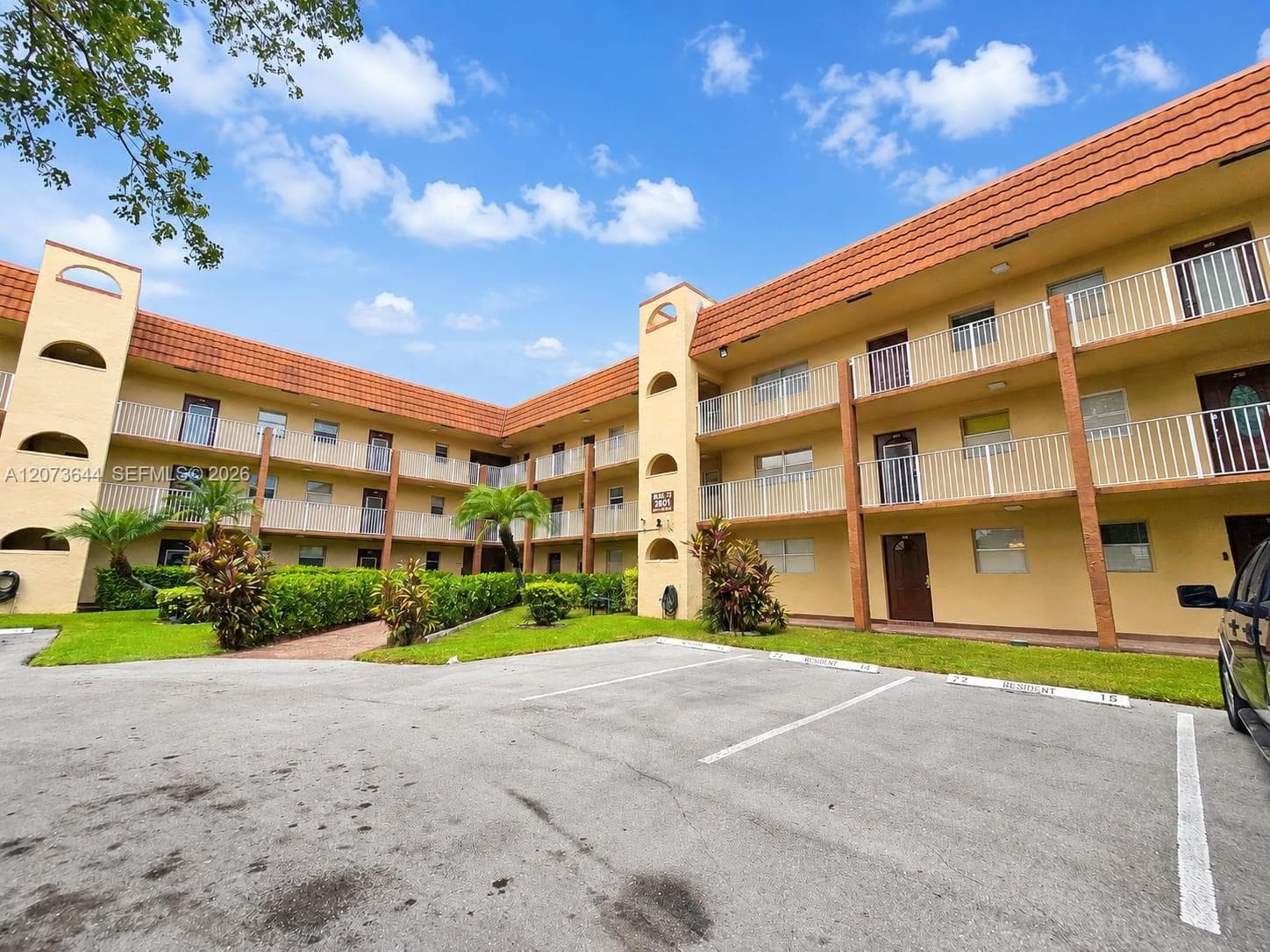 2801 N Pine Island Rd # 208, Sunrise, FL 33322 photo 3