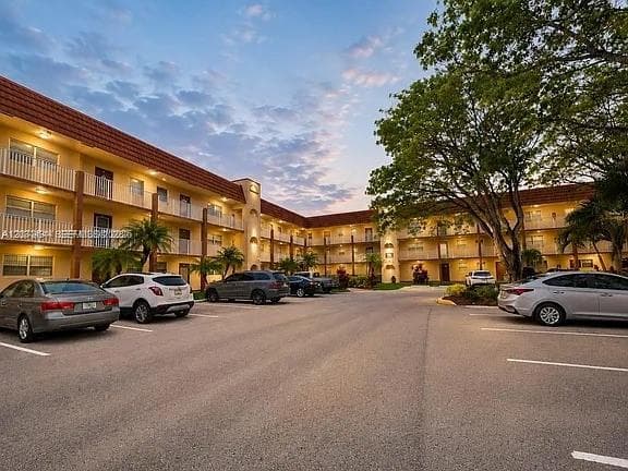 2801 N Pine Island Rd # 208, Sunrise, FL 33322 photo 4
