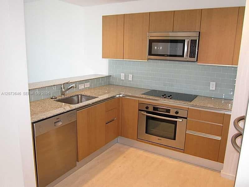 1050 Brickell Ave # 2612, Miami, FL 33131 photo 4