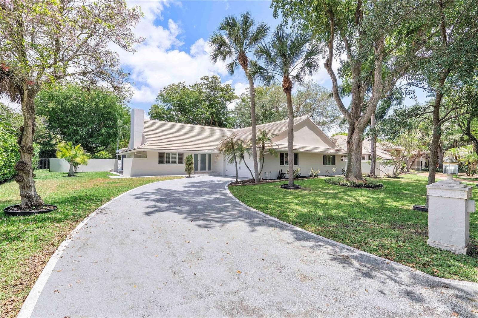 10209 Vestal Court, Coral Springs, FL 33071 photo 2