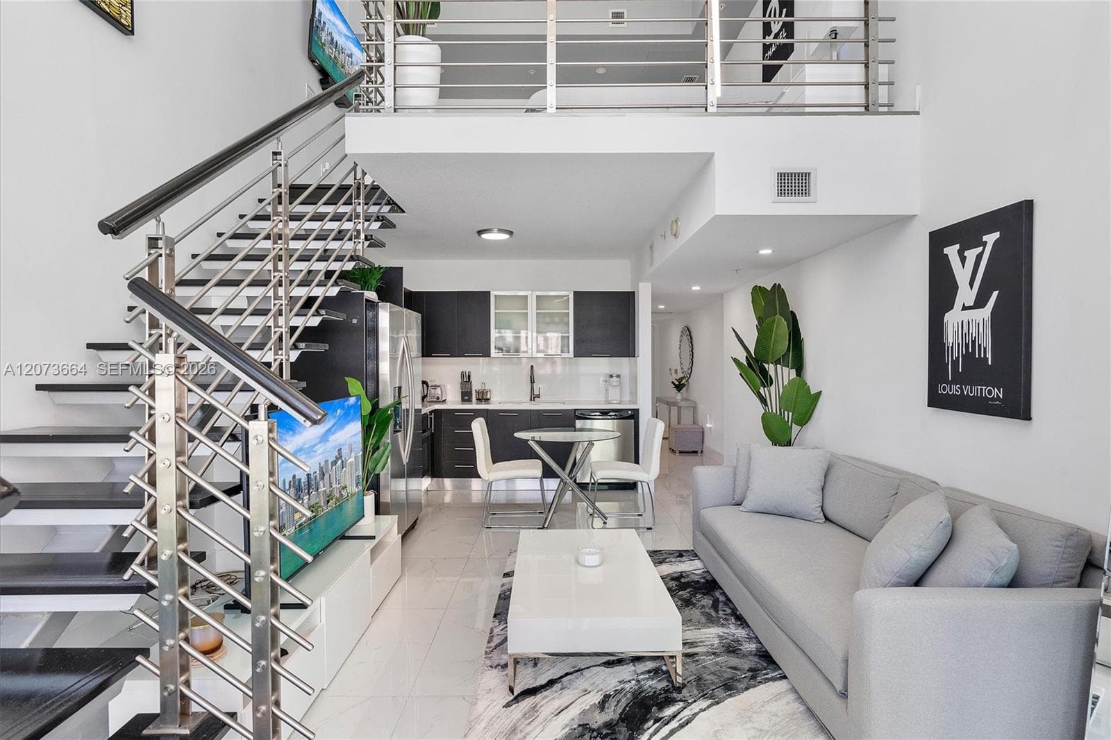 41 SE 5th St # 1111, Miami, FL 33131 photo 5