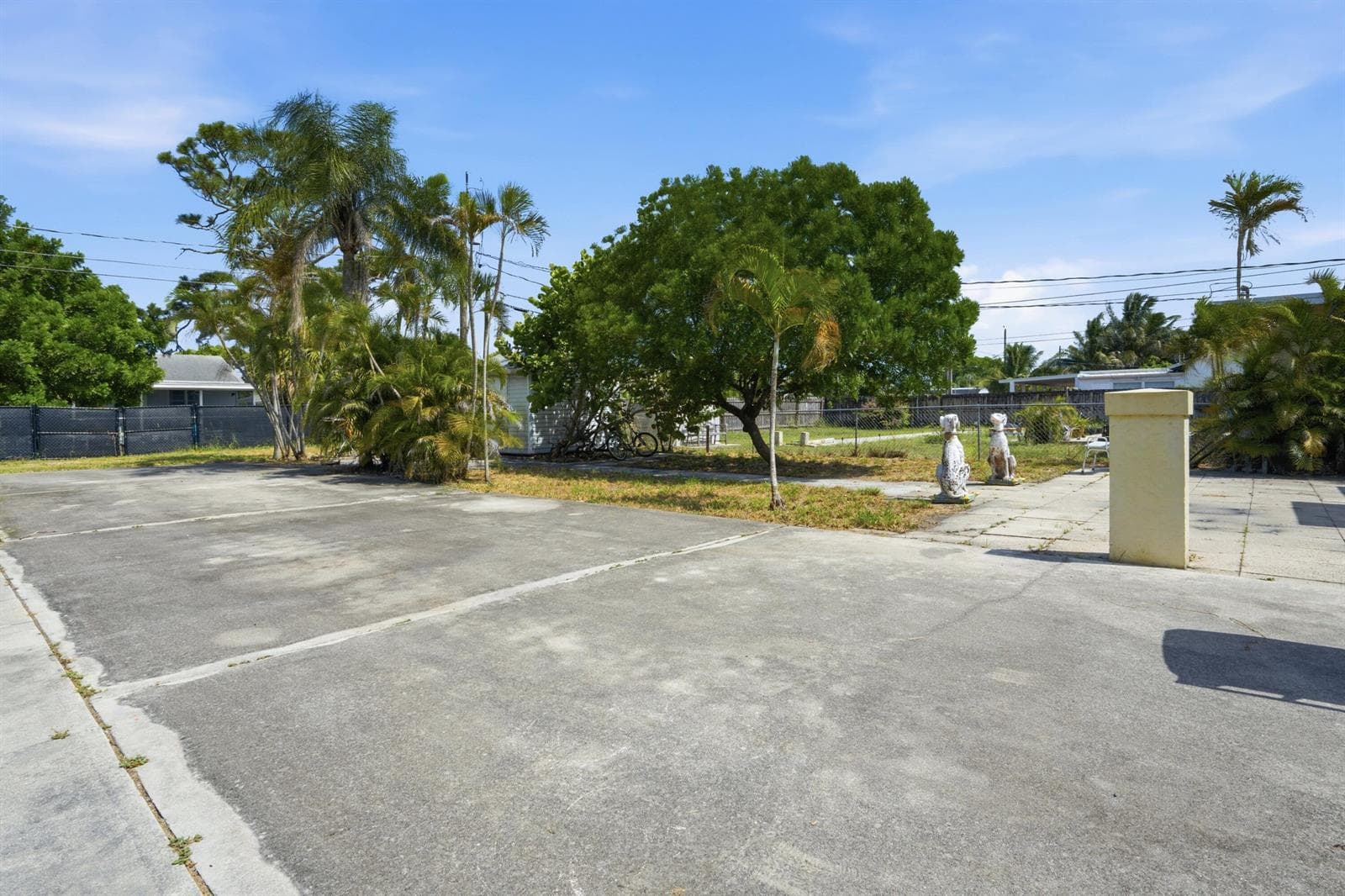 1214 N C Street, FL 33460 photo 5