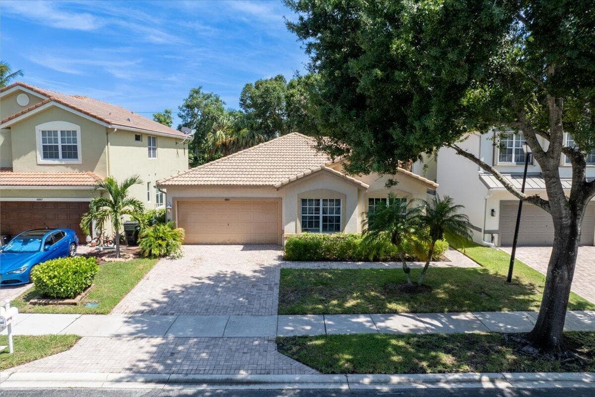 4841 N CLASSICAL Boulevard, Delray Beach, FL 33445 photo 2