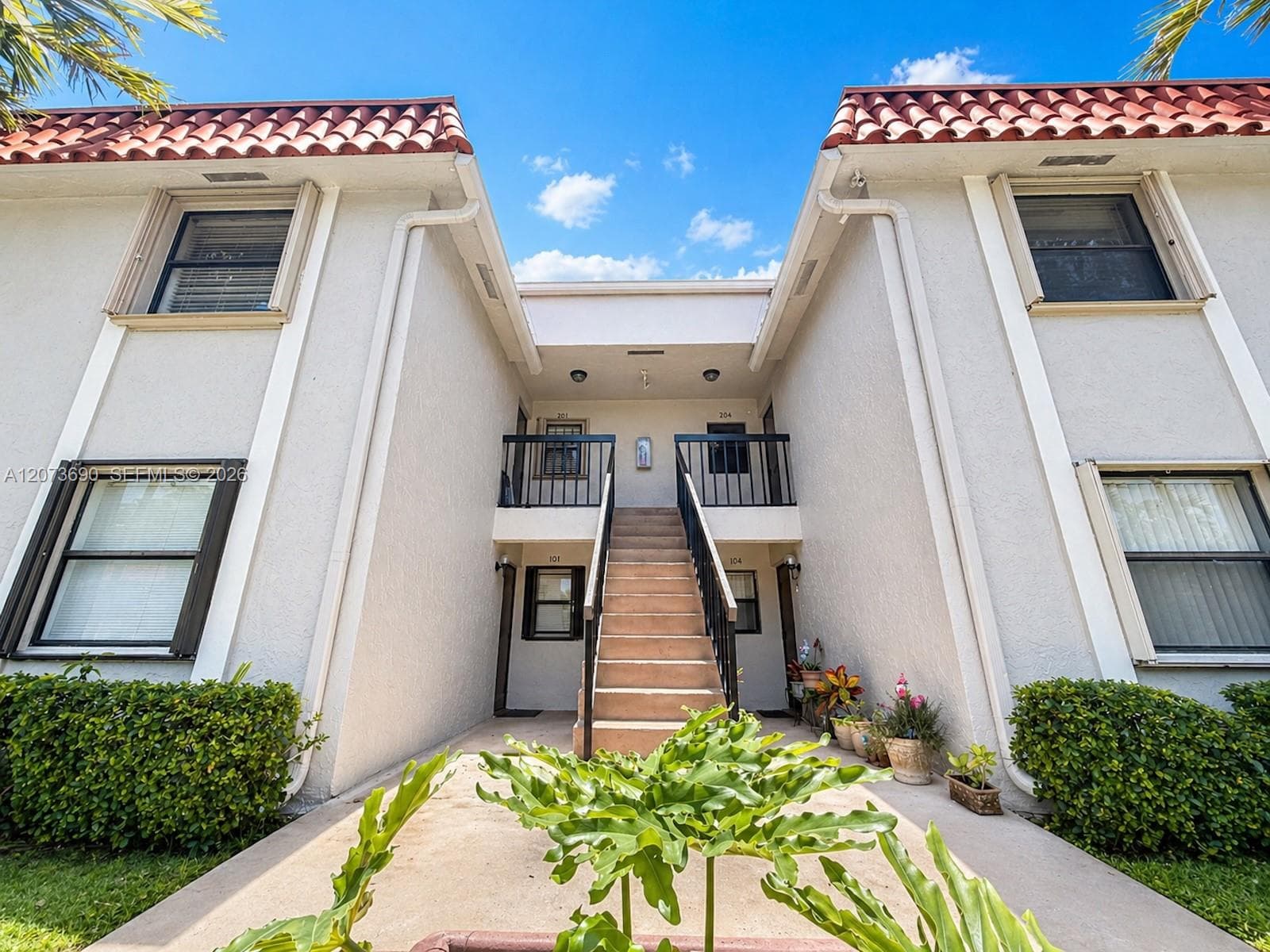 9730 Hammocks Blvd # 201-28, Miami, FL 33196