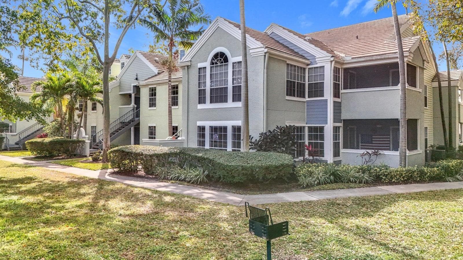 1020 CRYSTAL Way # M, Delray Beach, FL 33444 photo 2