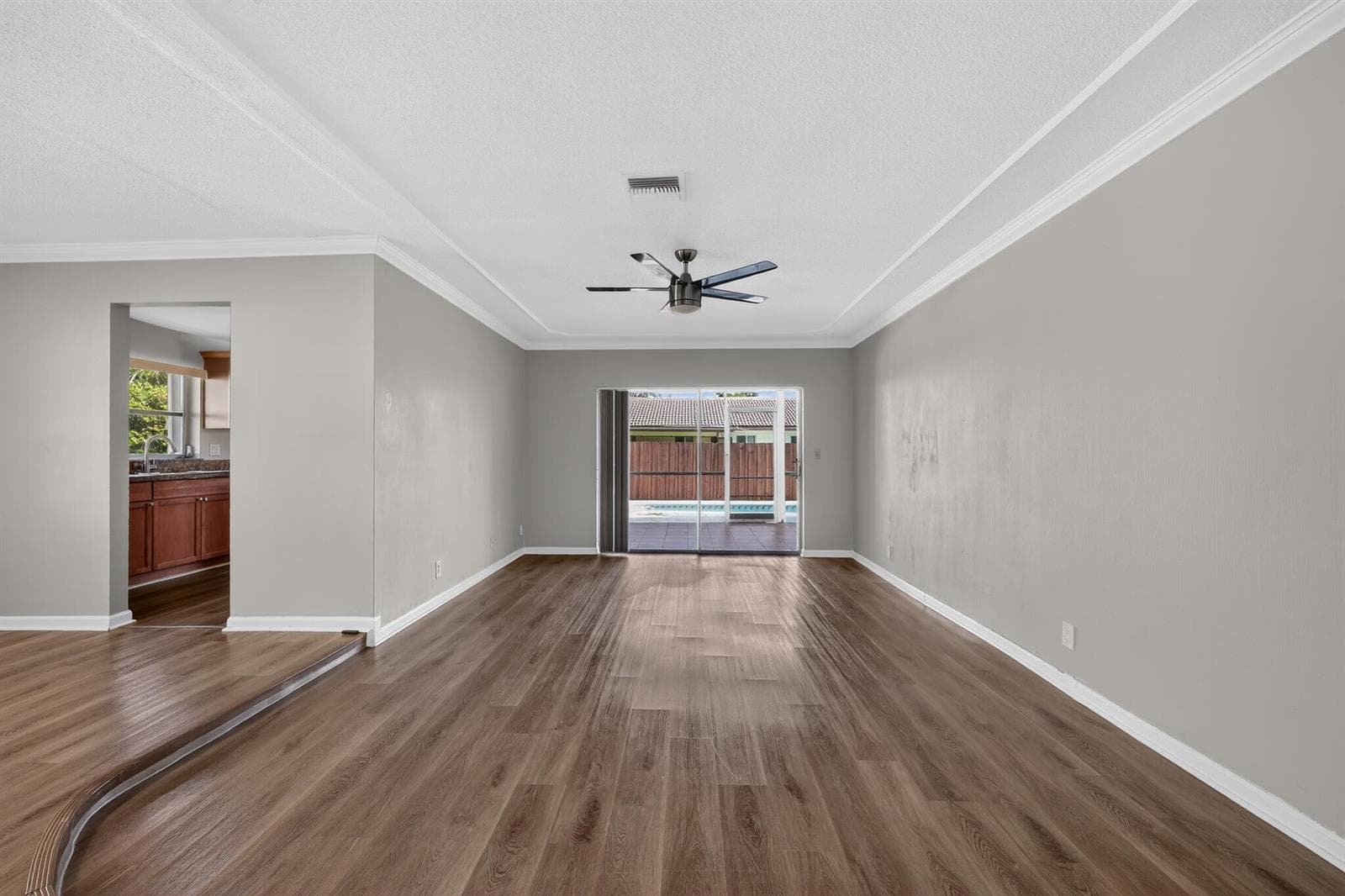 7823 NW 40TH Street, Coral Springs, FL 33065 photo 4