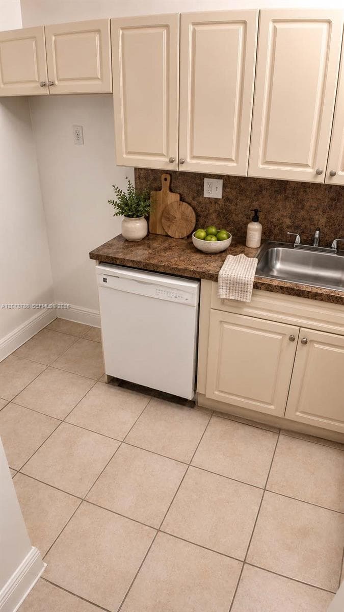 11120 SW 196th St # B411, Cutler Bay, FL 33157 photo 4