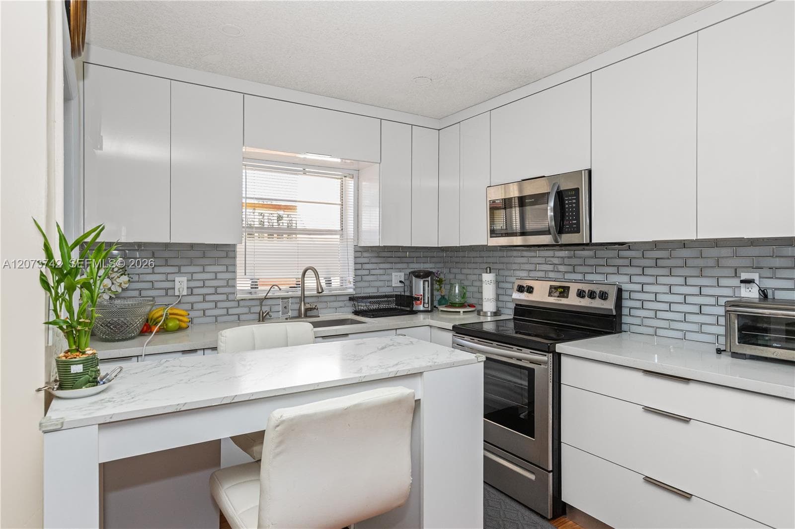 5300 Washington St # E209, Hollywood, FL 33021