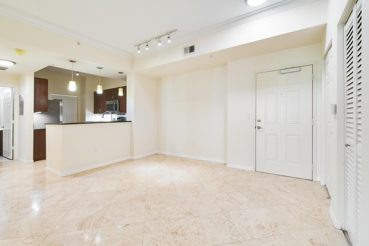 4905 MIDTOWN Lane # 2107, Palm Beach Gardens, FL 33418 photo 4