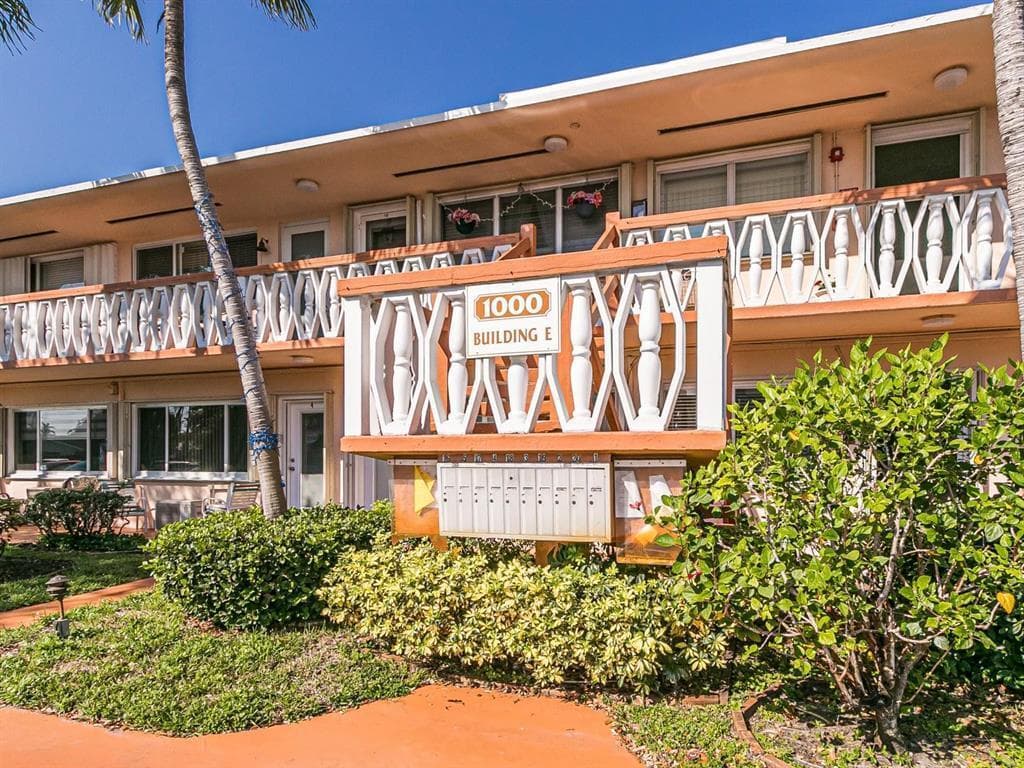 1000 SW 11th Avenue # 2E, Hallandale Beach, FL 33009 photo 5