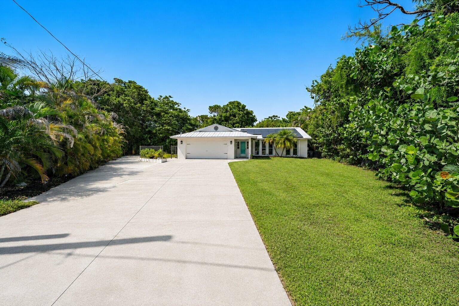 1163 NW 16th Place, Stuart, FL 34994 photo 2