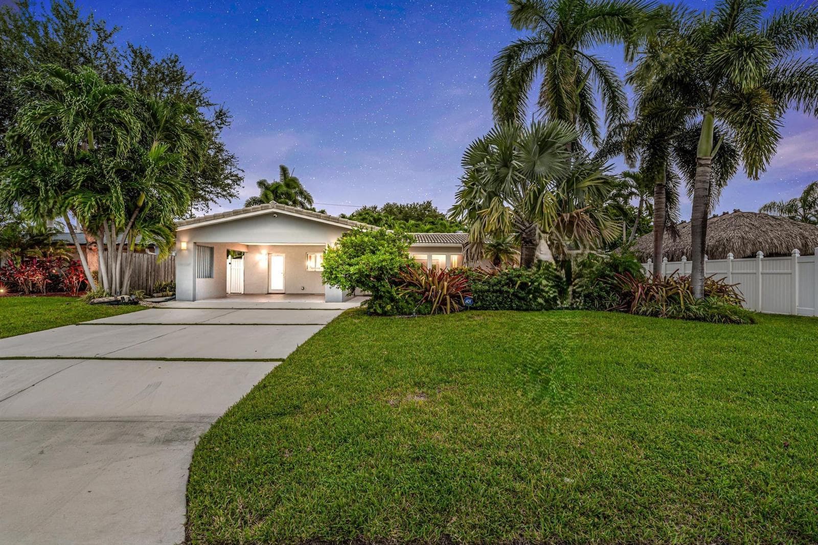 4310 NE 15th Way, Oakland Park, FL 33334
