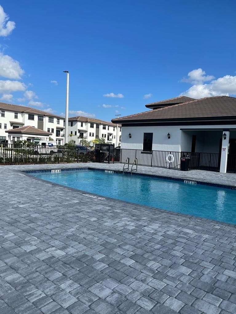 15650 SW 136th St # 209, Miami, FL 33196 photo 2