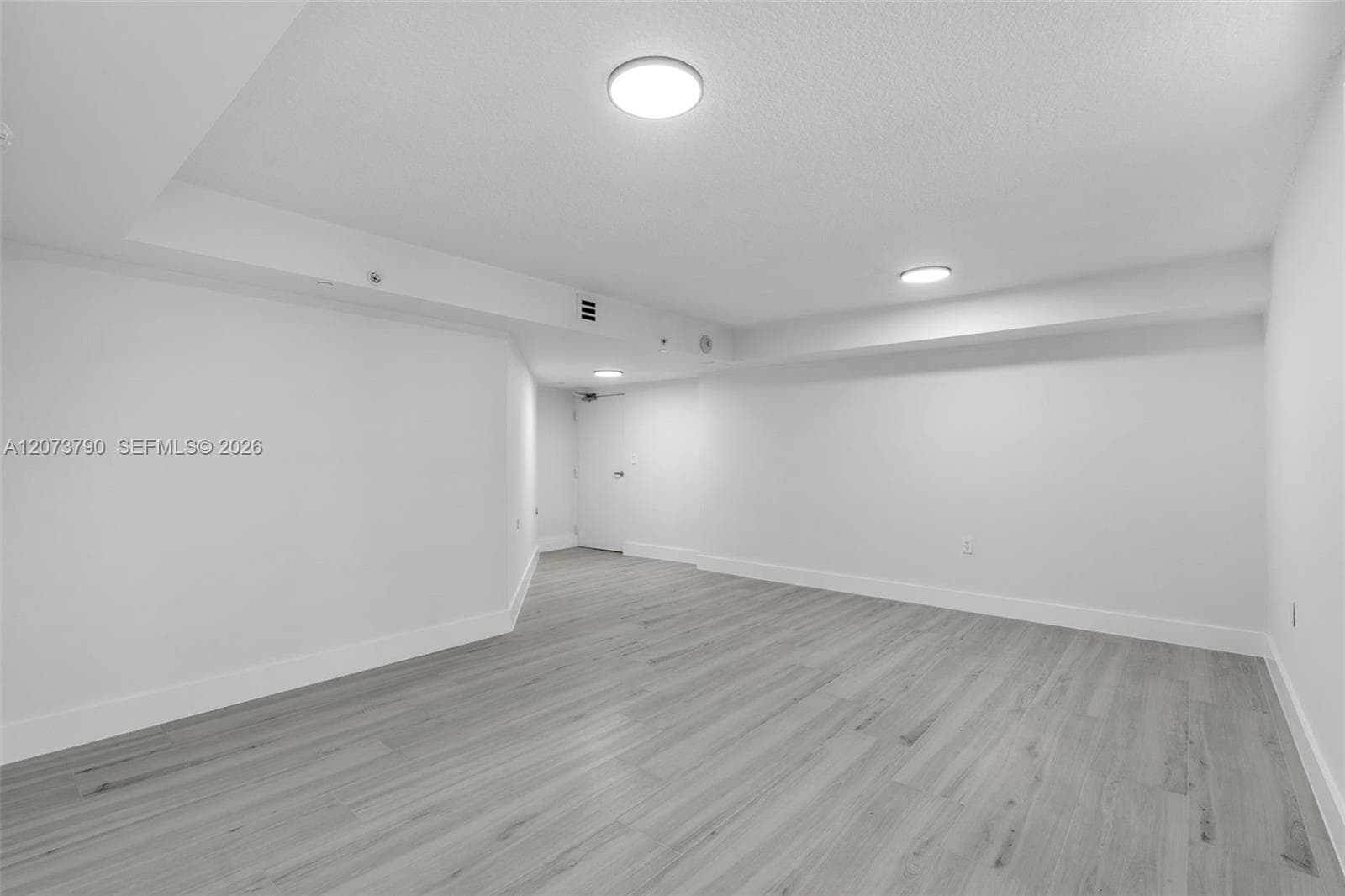601 NE 23rd St # TH4, Miami, FL 33137 photo 5