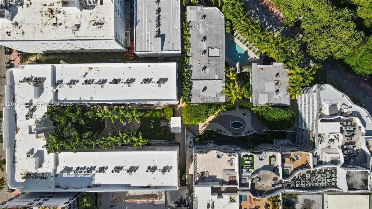435 21st St # 111, Miami Beach, FL 33139 photo 5