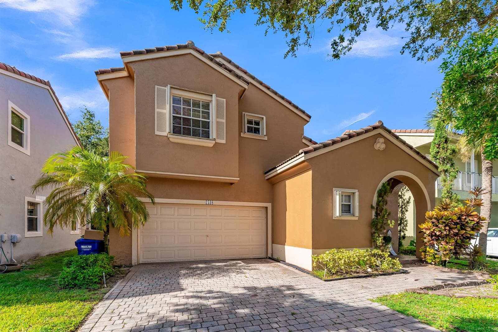 7538 NW 17TH Drive, Pembroke Pines, FL 33024 photo 2