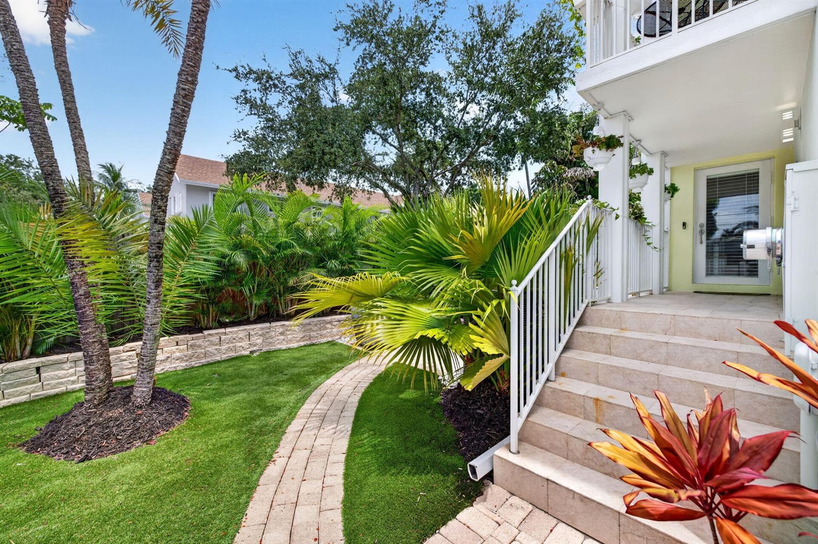 500 NE 17TH Avenue, Fort Lauderdale, FL 33301 photo 2