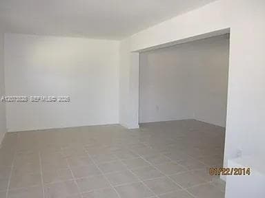 2410 NW 34th St # 2, Miami, FL 33142 photo 2
