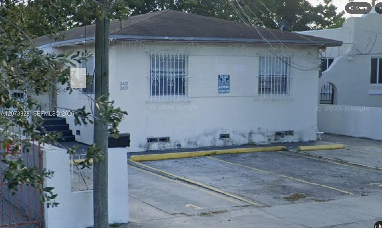 2410 NW 34th St # 2, Miami, FL 33142 photo 4
