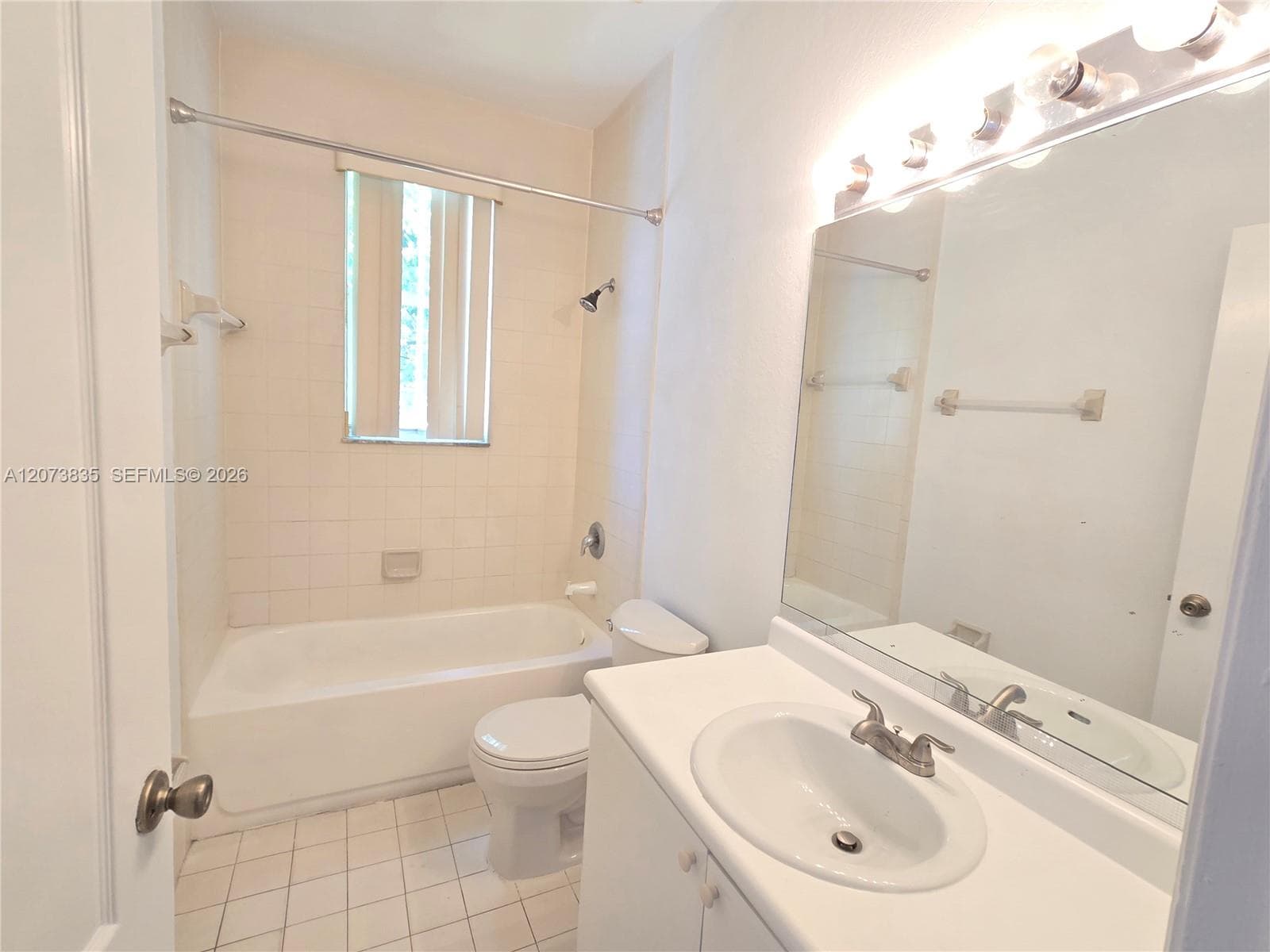 1661 SE 29th Ct # 200, Homestead, FL 33035 photo 5