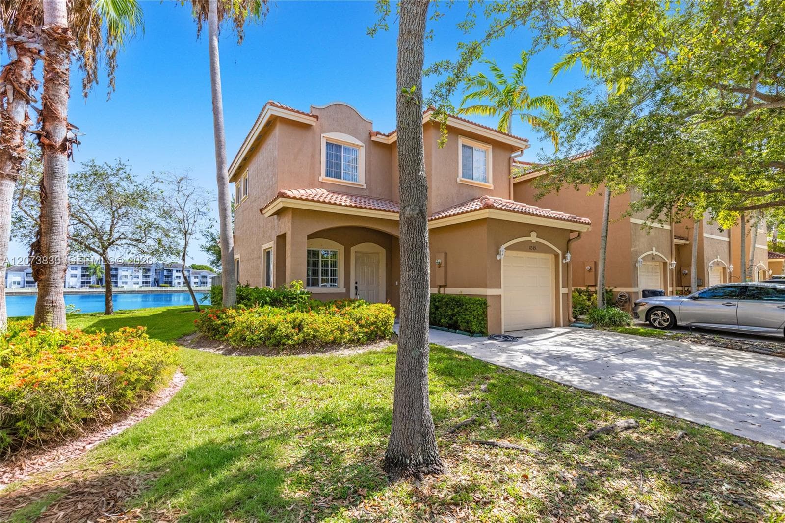 8549 SW 214th Ln, Cutler Bay, FL 33189 photo 2